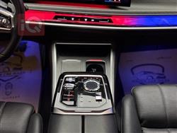 بي ام دبليو الفئة 7